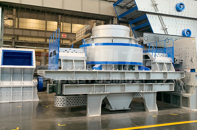 離心沖擊破碎機