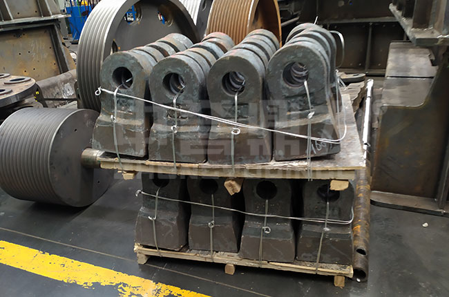 錘式制砂機(jī)