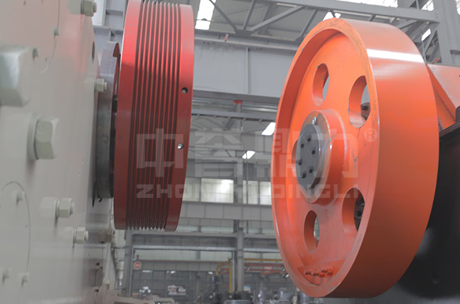 細(xì)顎破碎機