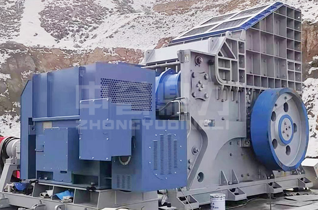 臥式旋回破碎機的優(yōu)缺點 臥式旋回破碎機的優(yōu)缺點