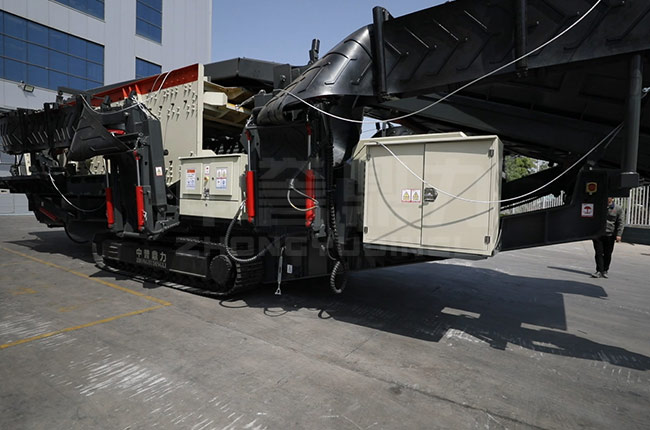 �ƄӺY��վ6018�r��