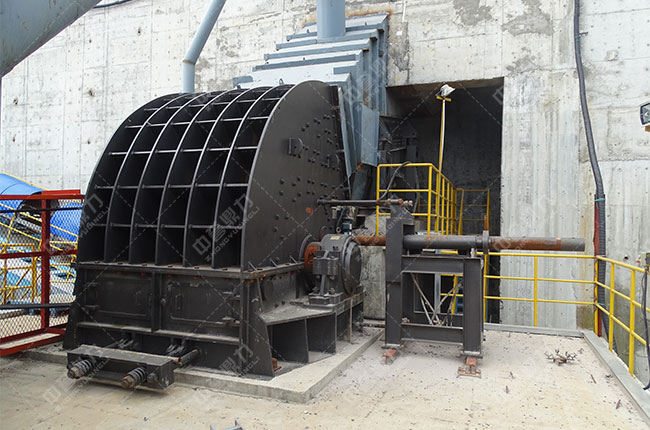 0錘式破碎機(jī)出粉率過(guò)高的原因以及解決辦法 錘式破碎機(jī)出粉率過(guò)高的原因以及解決辦法