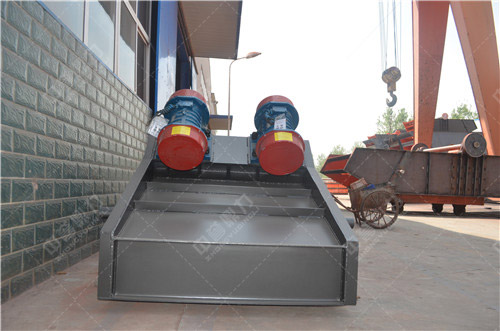 石料生產(chǎn)線篩分振動(dòng)篩介紹