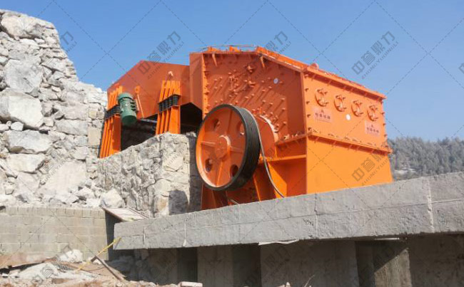 轉(zhuǎn)子進(jìn)料速度對反擊破碎機(jī)的影響