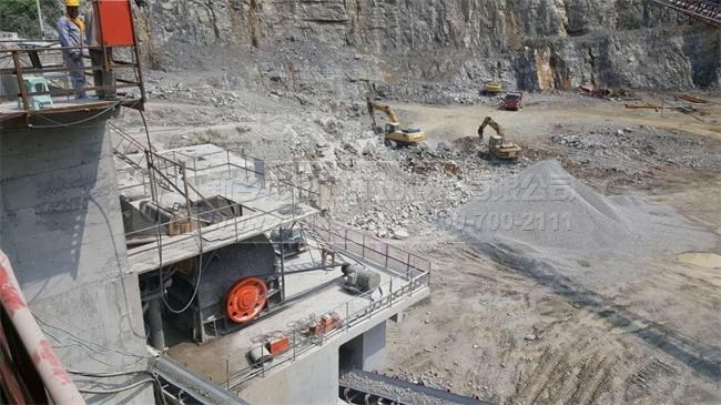 建材石料生產(chǎn)線破碎機(jī)