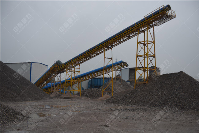 石料制沙生產(chǎn)線在生產(chǎn)時要注意什么?