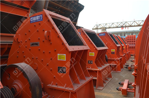 不可逆式錘式破碎機的結(jié)構(gòu)特點