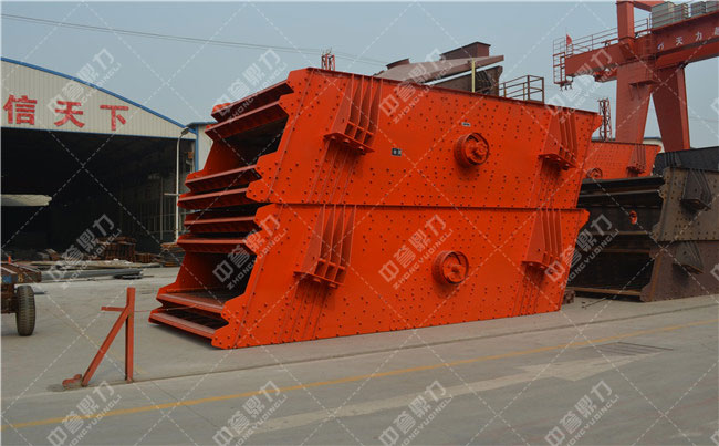 采石場(chǎng)生產(chǎn)線振動(dòng)篩設(shè)備