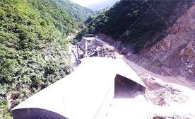 ���ʡ���������ӽ��ĕr�a(ch��n)400��ɳʯ�����a(ch��n)��